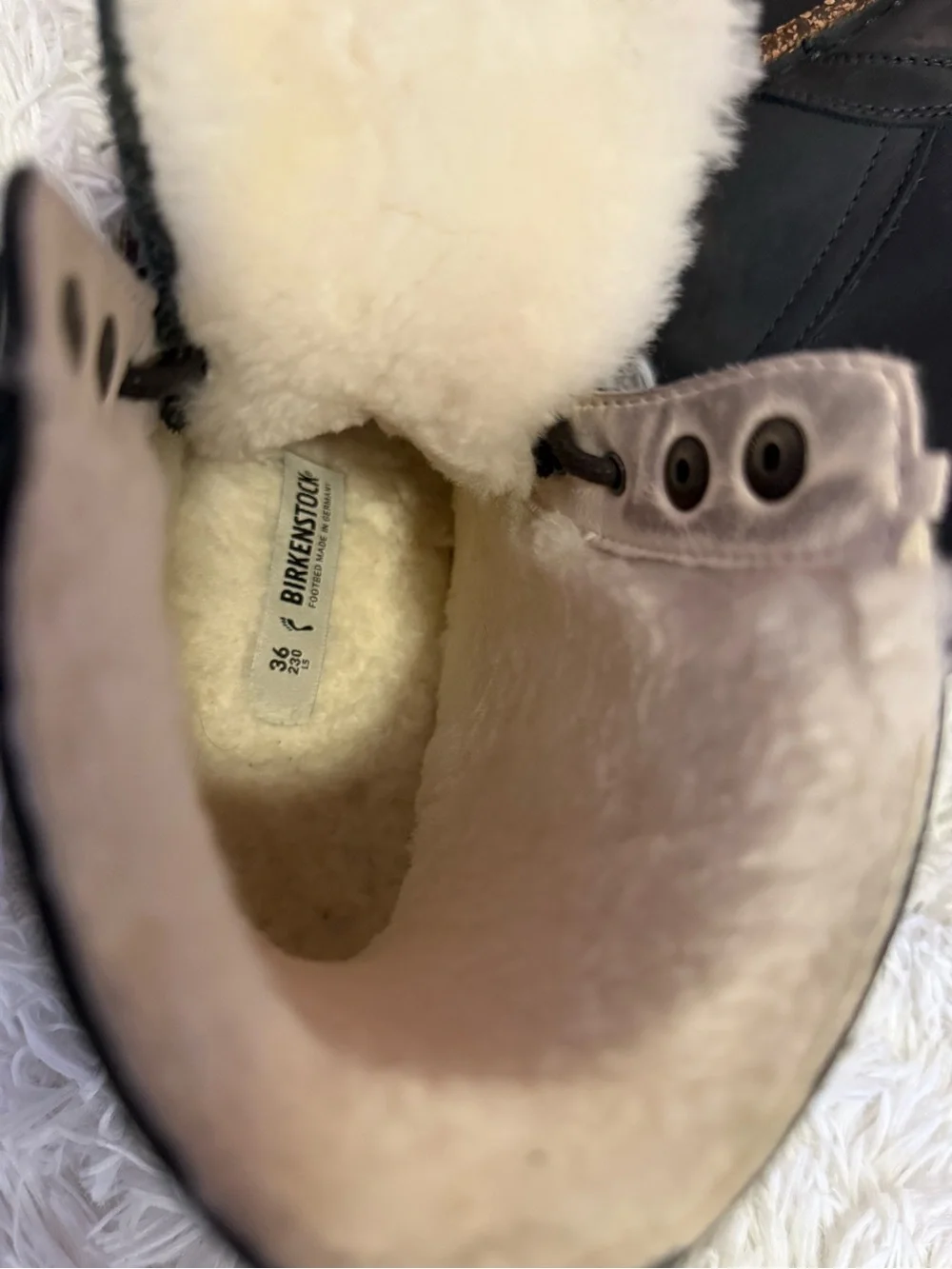 NWOT Women Birkenstock gray Shearling-Lined Lace-Up Boots